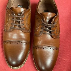 Stacy Adams Dress Shoes - Boys Size 11 - Cognac